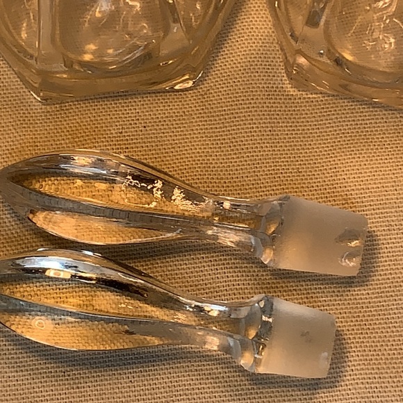 Vintage/Antique hand blown glass bottles w/stopper - Picture 8 of 12